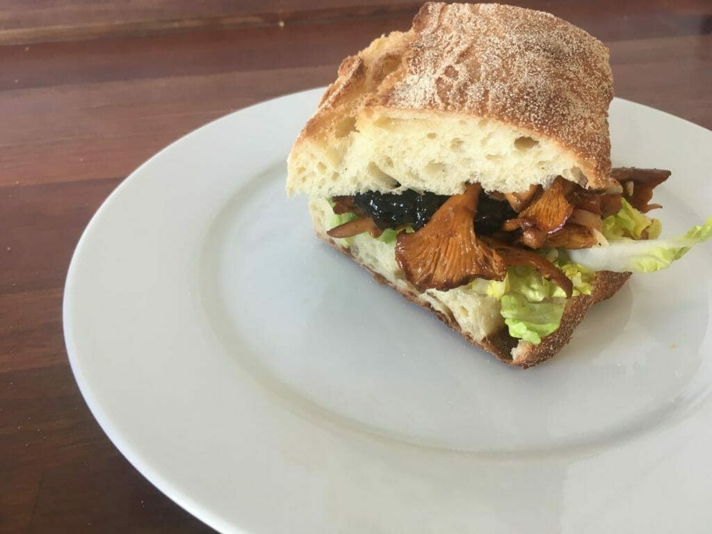 kantareller sandwich brød