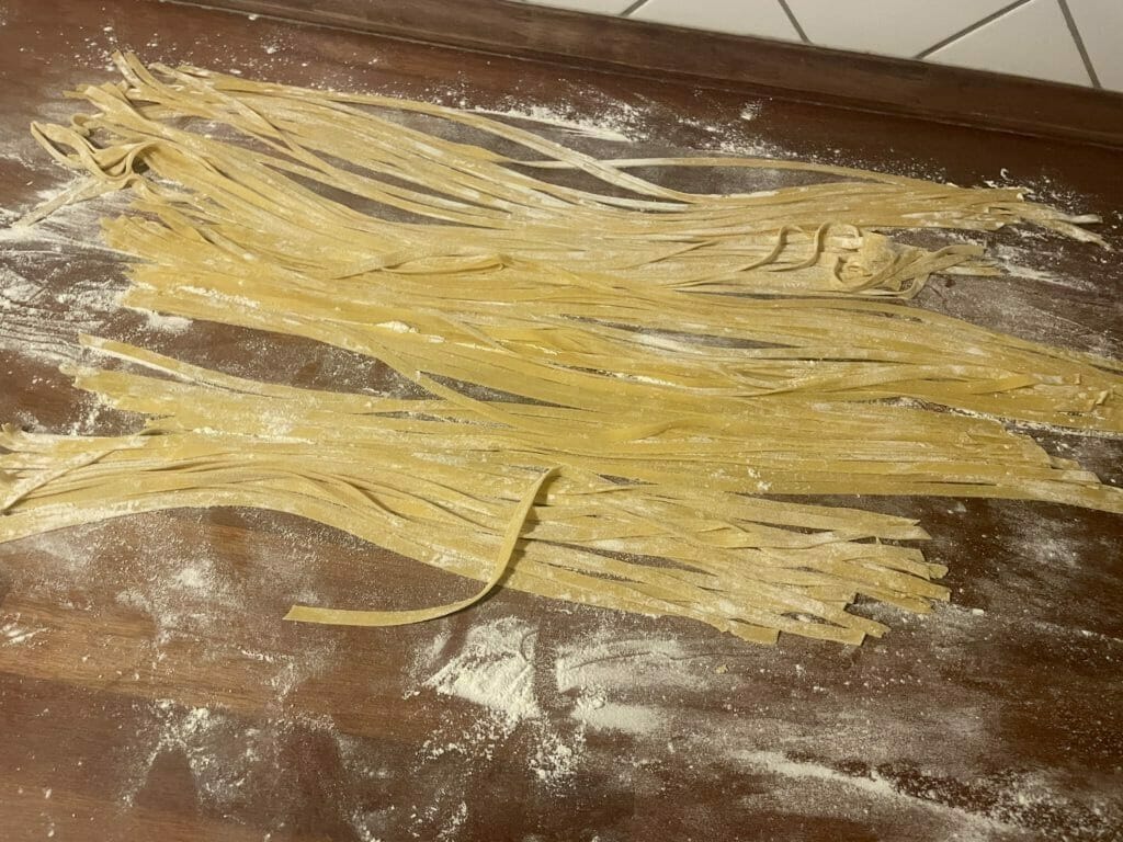 hjemmelavet pasta opskrift fettucini