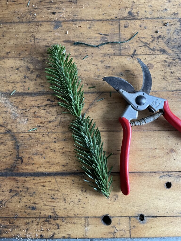 hjemmelavet bordpynt til julebordet og juleborddækning
