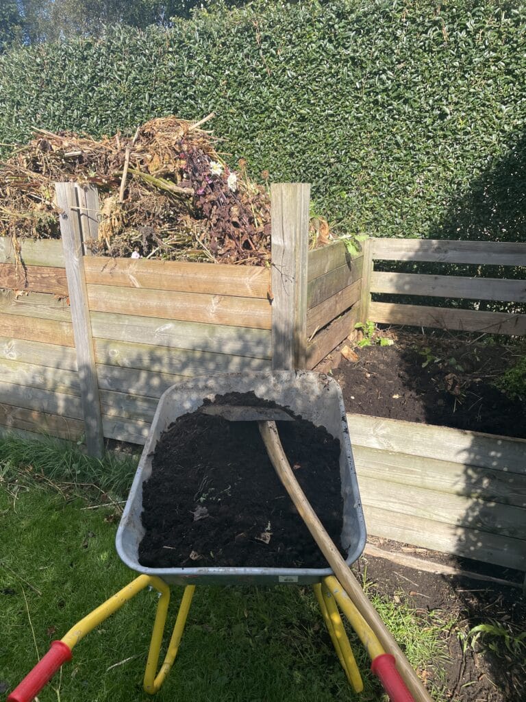 kompost til skærehaven til dyrkning af blomster